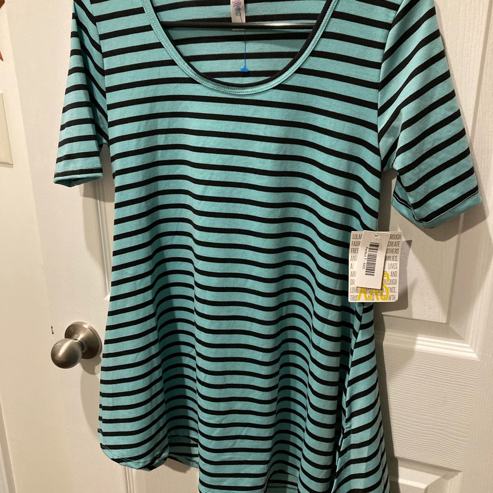 BNWT Lularoe Shirt